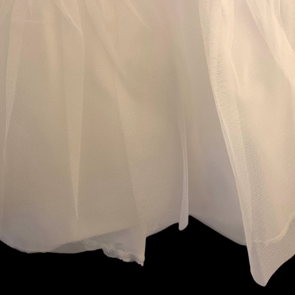 Lady Grace White 2 Layer Pouf Slip Adjustable Waist Adjustable Waist One Size - Picture 4 of 4